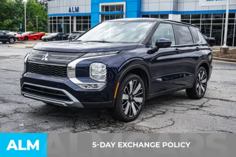 More photos of 2025 Mitsubishi Outlander SE at ALM Chevrolet South, GA