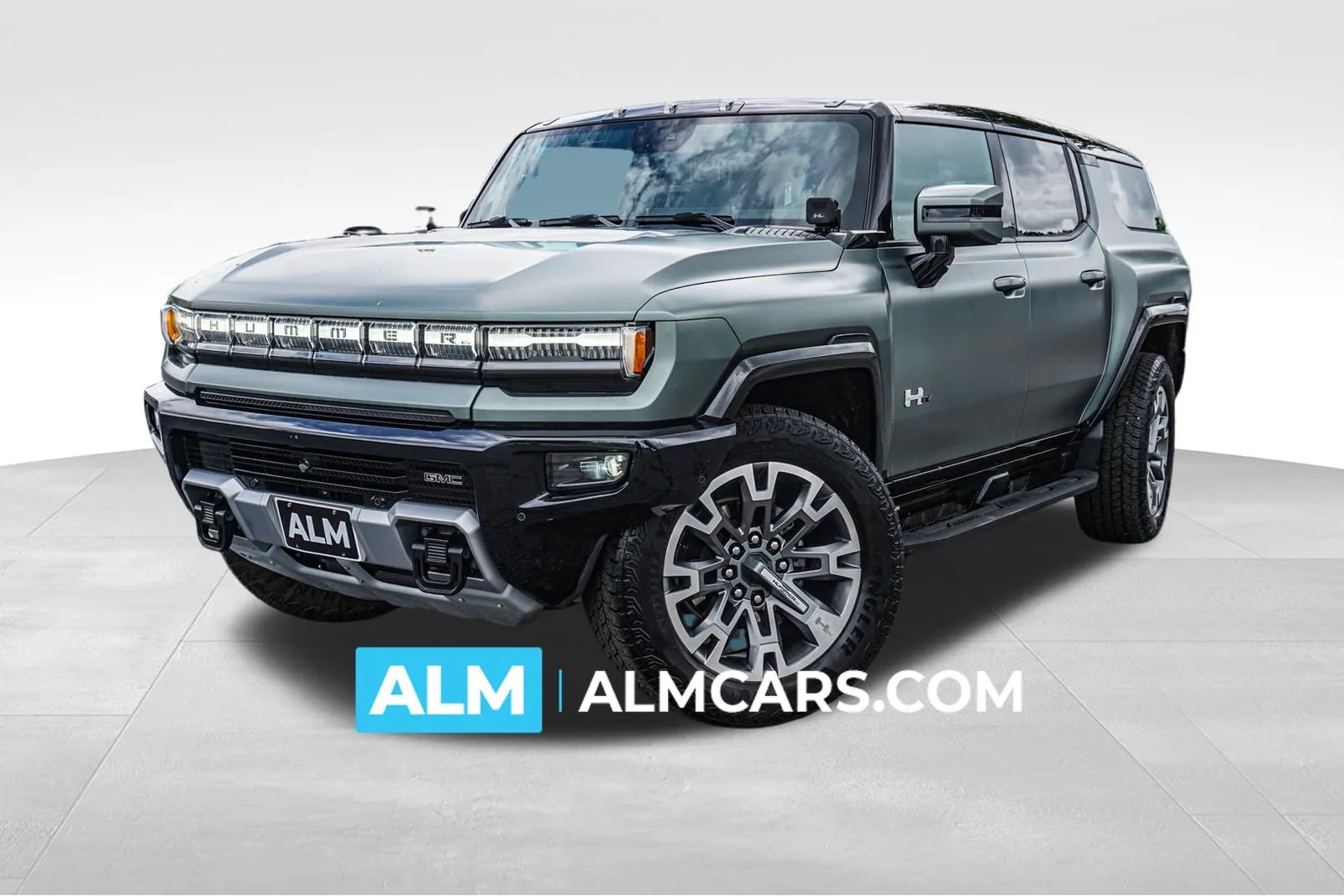 2024 GMC Hummer EV 3X SUV's photo