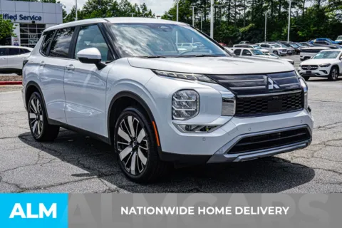 More photos of 2025 Mitsubishi Outlander SE at ALM Chevrolet South, GA