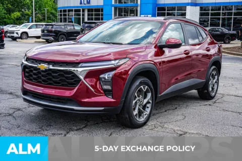 More photos of 2025 Chevrolet Trax LT at ALM Chevrolet South, GA