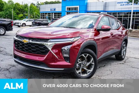 Photos of 2025 Chevrolet Trax LT for sale in Union City, GA at ALM Chevrolet South