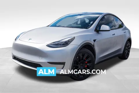 Black 2024 Tesla Model Y Long Range for sale in Union City, GA