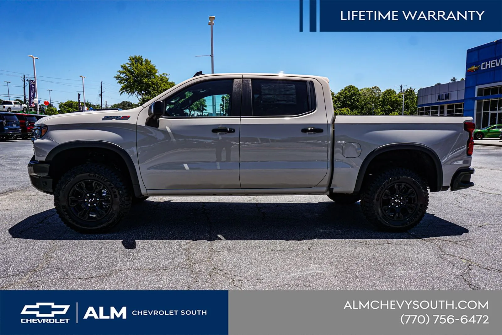 2026 Chevrolet Silverado 1500 ZR2 - Photo 9