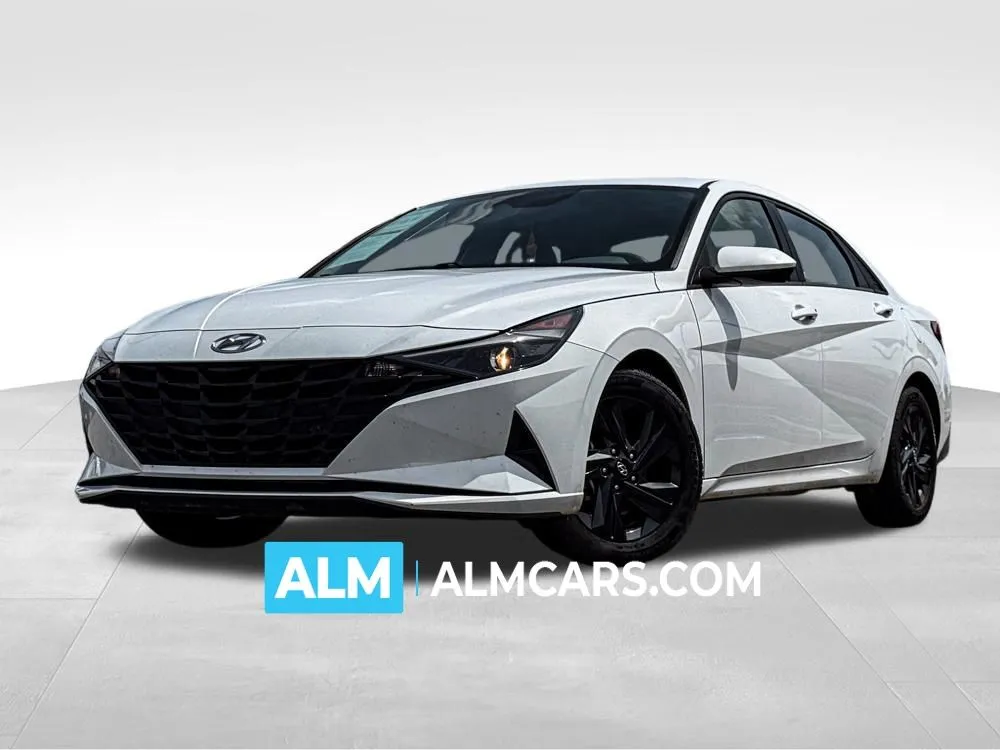 White 2023 Hyundai Elantra SEL for sale in Union City, GA