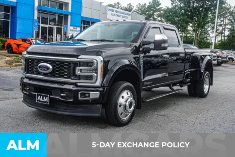 More photos of 2023 Ford F-450SD Platinum at ALM Chevrolet South, GA