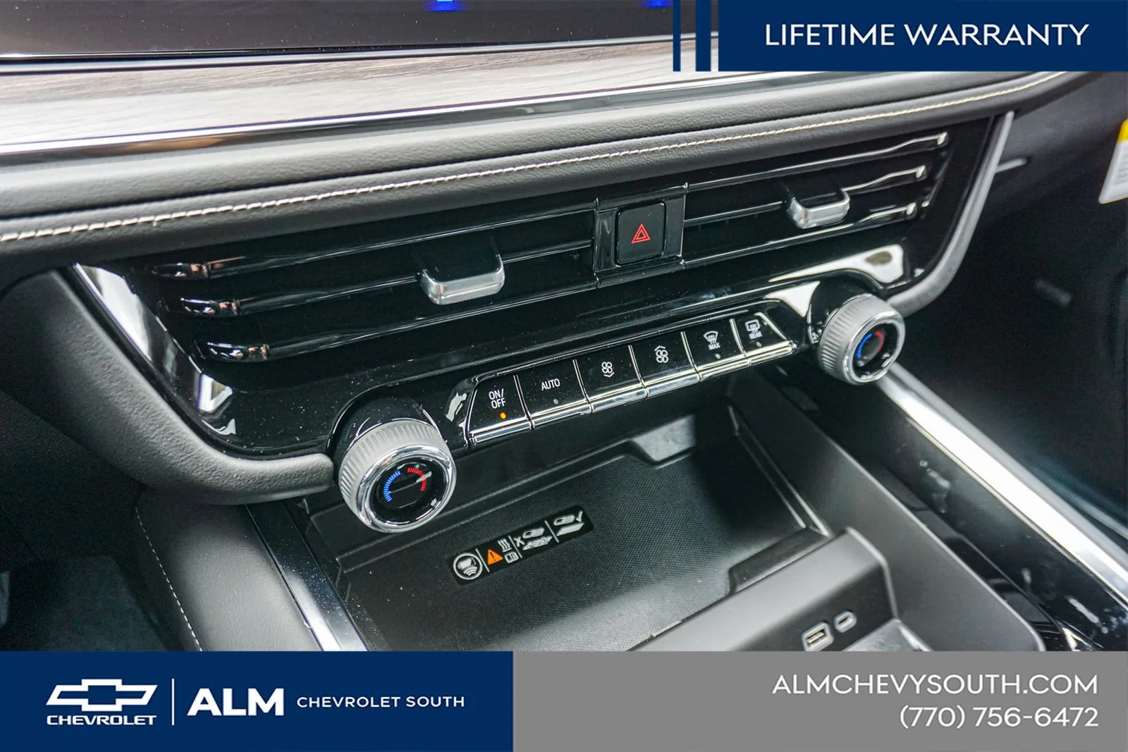 2025 Chevrolet Suburban Premier - Photo 43