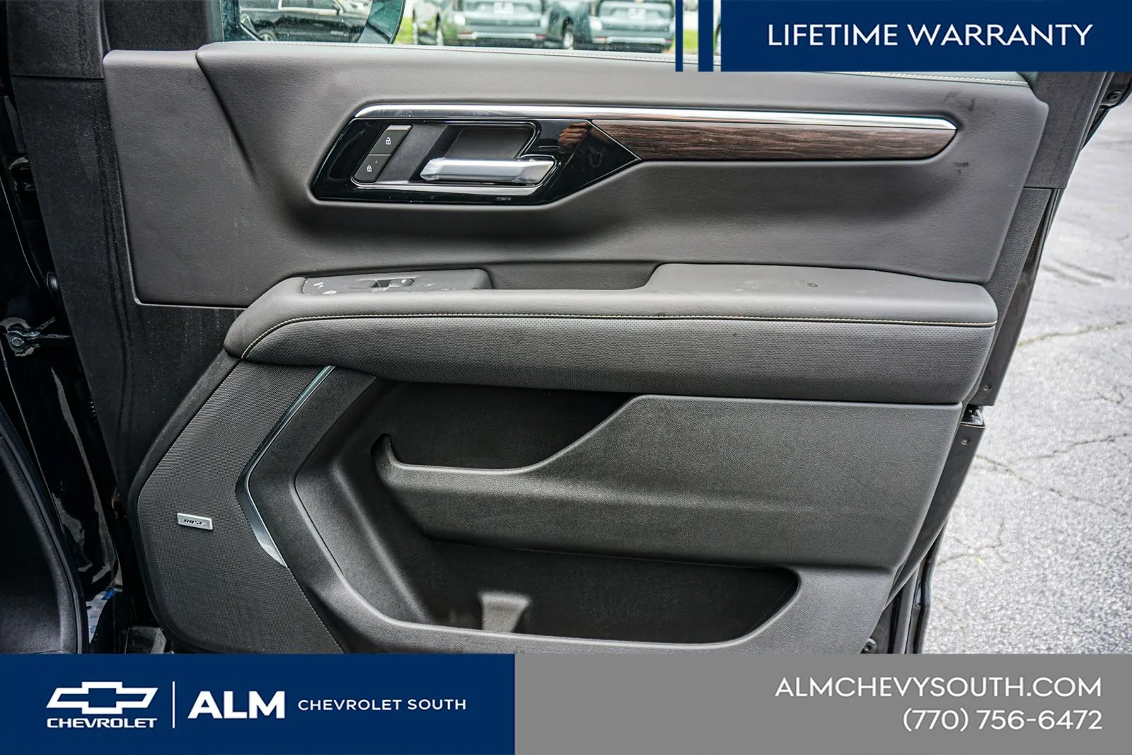 2025 Chevrolet Suburban Premier - Photo 46