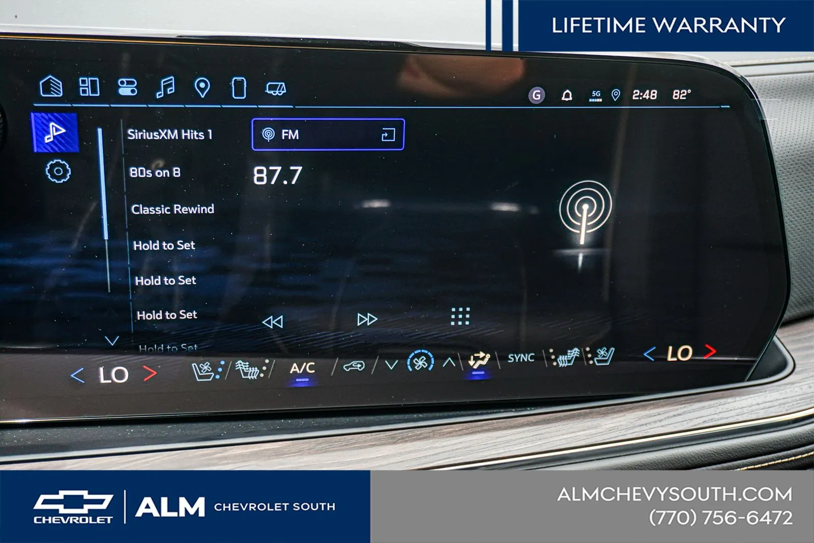 2025 Chevrolet Suburban Premier - Photo 42