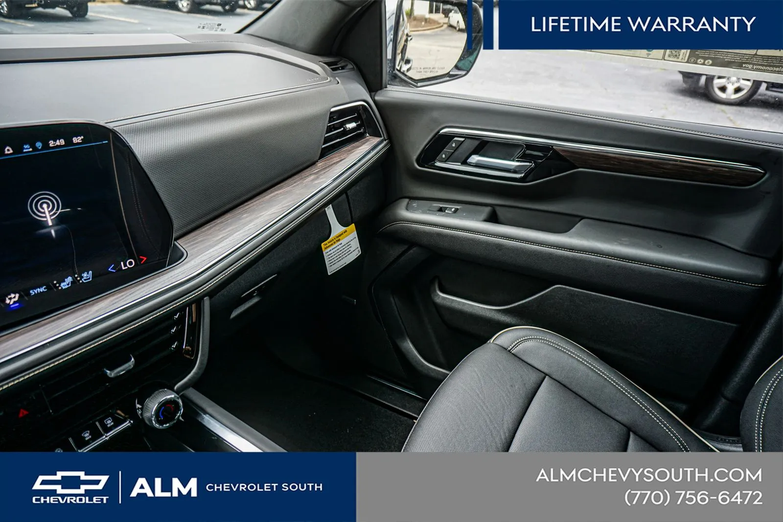 2025 Chevrolet Suburban Premier - Photo 45
