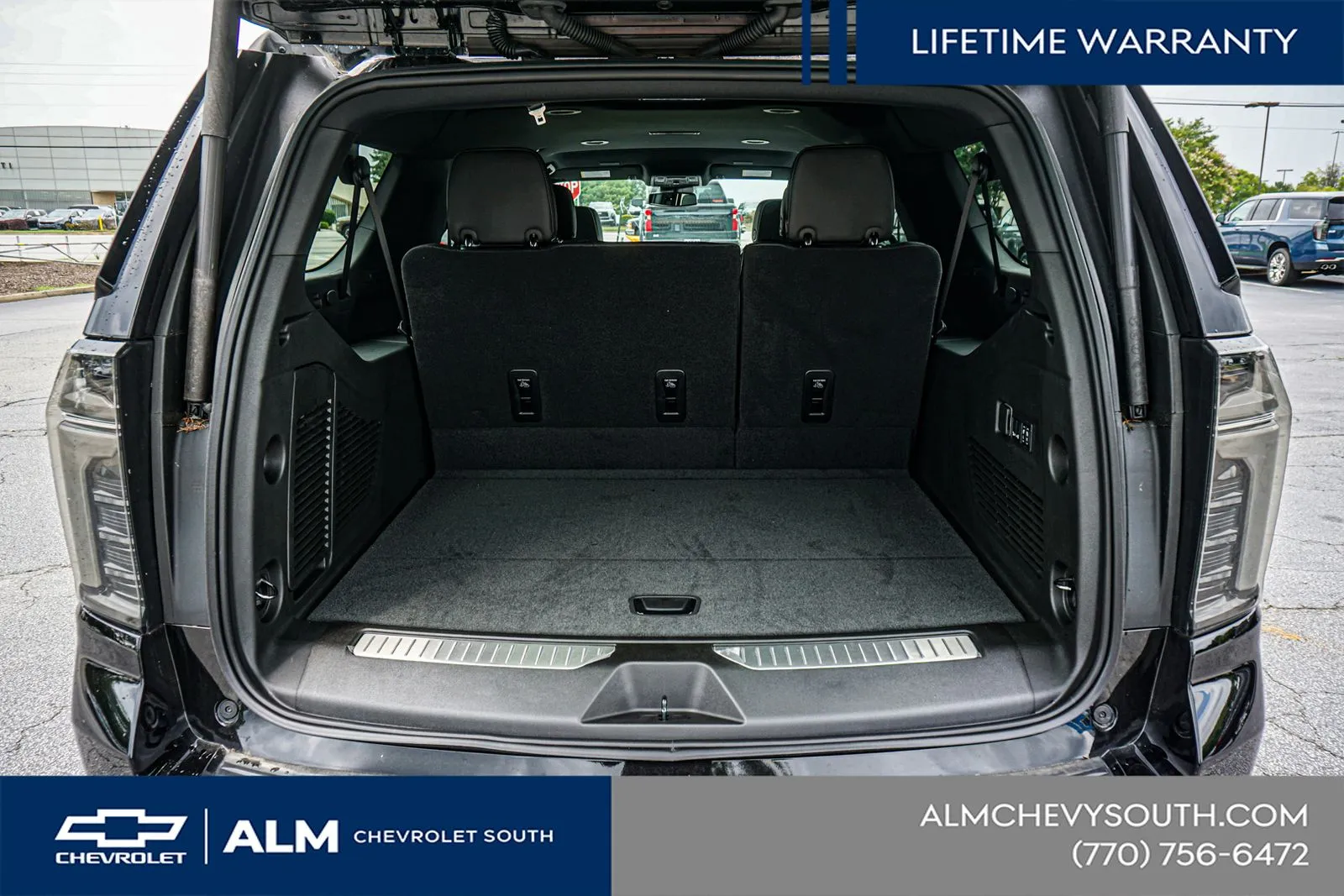 2025 Chevrolet Suburban Premier - Photo 21
