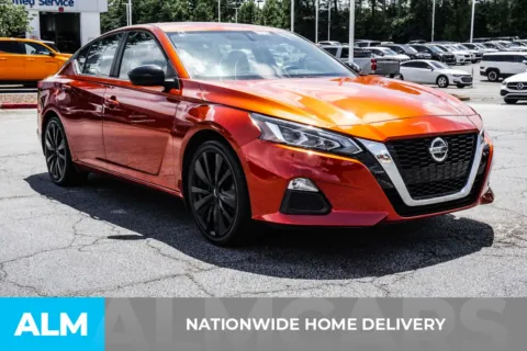 More photos of 2019 Nissan Altima 2.5 SR at ALM Chevrolet South, GA