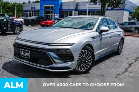 Photos of 2024 Hyundai Sonata Hybrid SEL for sale in Union City, GA at ALM Chevrolet South