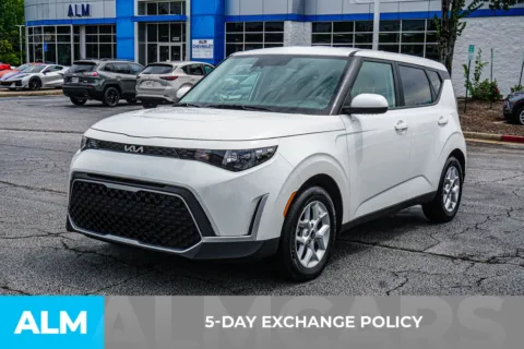 More photos of 2025 Kia Soul LX at ALM Chevrolet South, GA