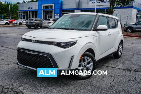 White 2025 Kia Soul LX for sale in Union City, GA