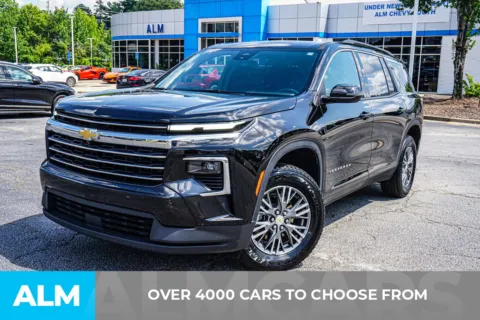 Photos of 2025 Chevrolet Traverse LT for sale in Union City, GA at ALM Chevrolet South