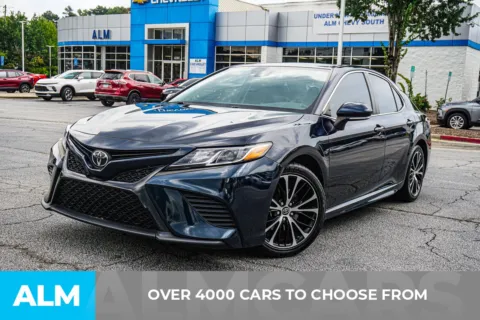 Photos of 2019 Toyota Camry SE for sale in Union City, GA at ALM Chevrolet South