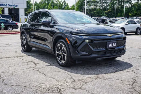 More photos of 2026 Chevrolet Equinox EV LT at ALM Chevrolet South, GA