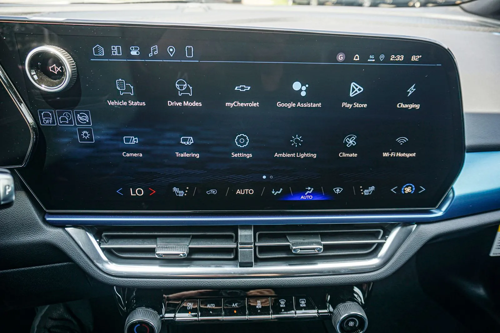 2026 Chevrolet Equinox EV 2LT - Photo 32