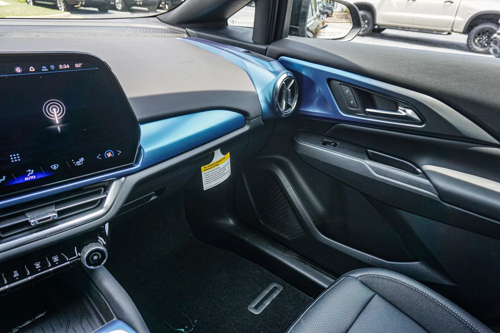 2026 Chevrolet Equinox EV 2LT - Photo 39