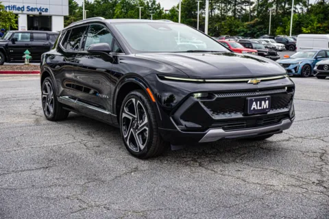 More photos of 2026 Chevrolet Equinox EV LT at ALM Chevrolet South, GA