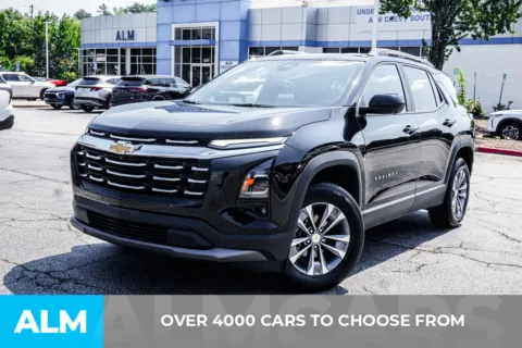 Photos of 2025 Chevrolet Equinox LT for sale in Union City, GA at ALM Chevrolet South