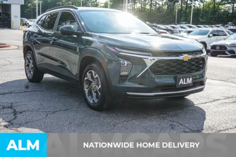 More photos of 2025 Chevrolet Trax LT at ALM Chevrolet South, GA