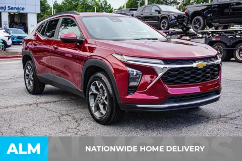 More photos of 2025 Chevrolet Trax LT at ALM Chevrolet South, GA