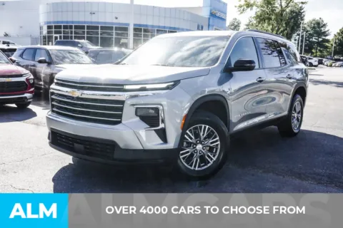Photos of 2025 Chevrolet Traverse LT for sale in Union City, GA at ALM Chevrolet South
