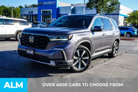 Photos of 2025 Honda Pilot Elite for sale in Union City, GA at ALM Chevrolet South