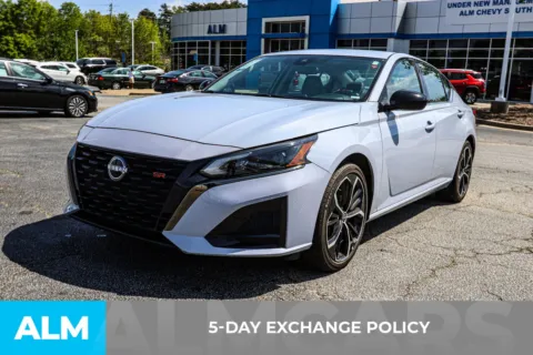 More photos of 2023 Nissan Altima 2.5 SR at ALM Chevrolet South, GA