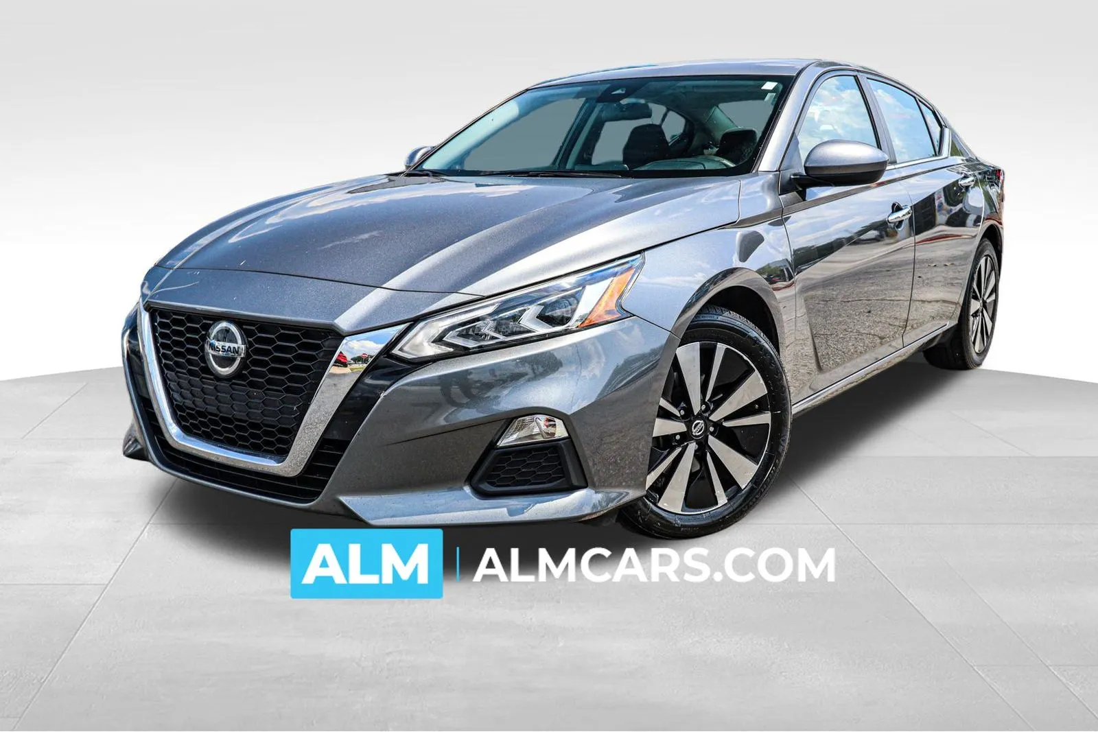 Gray 2022 Nissan Altima 2.5 SV for sale in Union City, GA