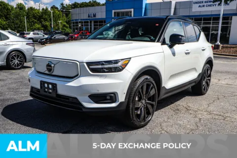 More photos of 2022 Volvo XC40 Recharge Pure Electric P8 Ultimate at ALM Chevrolet South, GA