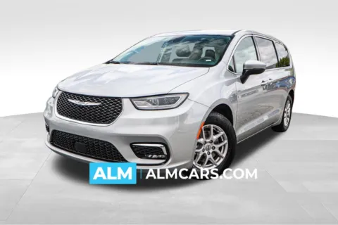 Silver 2023 Chrysler Pacifica Touring L for sale in Union City, GA