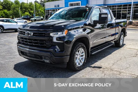 More photos of 2022 Chevrolet Silverado 1500 RST at ALM Chevrolet South, GA