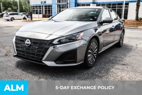 More photos of 2023 Nissan Altima 2.5 SV at ALM Chevrolet South, GA