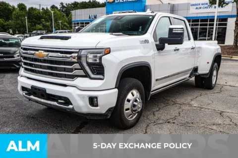 More photos of 2024 Chevrolet Silverado 3500HD High Country at ALM Chevrolet South, GA