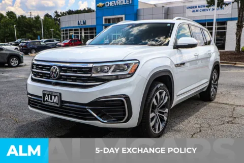 More photos of 2023 Volkswagen Atlas 3.6L V6 SEL Premium R-Line at ALM Chevrolet South, GA
