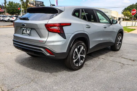 More photos of 2025 Chevrolet Trax 1RS at ALM Chevrolet South, GA