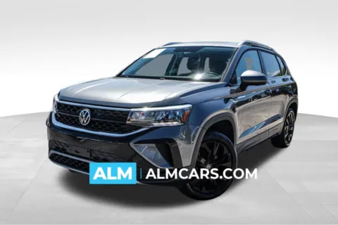 Gray 2022 Volkswagen Taos 1.5T SE for sale in Union City, GA