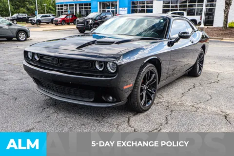 More photos of 2018 Dodge Challenger SXT at ALM Chevrolet South, GA