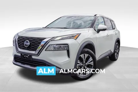 White 2021 Nissan Rogue SV for sale in Union City, GA