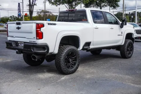 More photos of 2025 Chevrolet Silverado 2500HD LT at ALM Chevrolet South, GA
