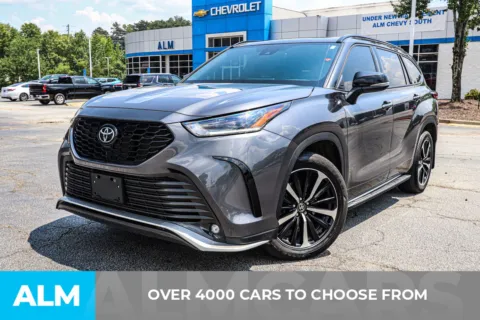 Another view of 2022 Toyota Highlander XSE for sale in Union City, GA at ALM Chevrolet South