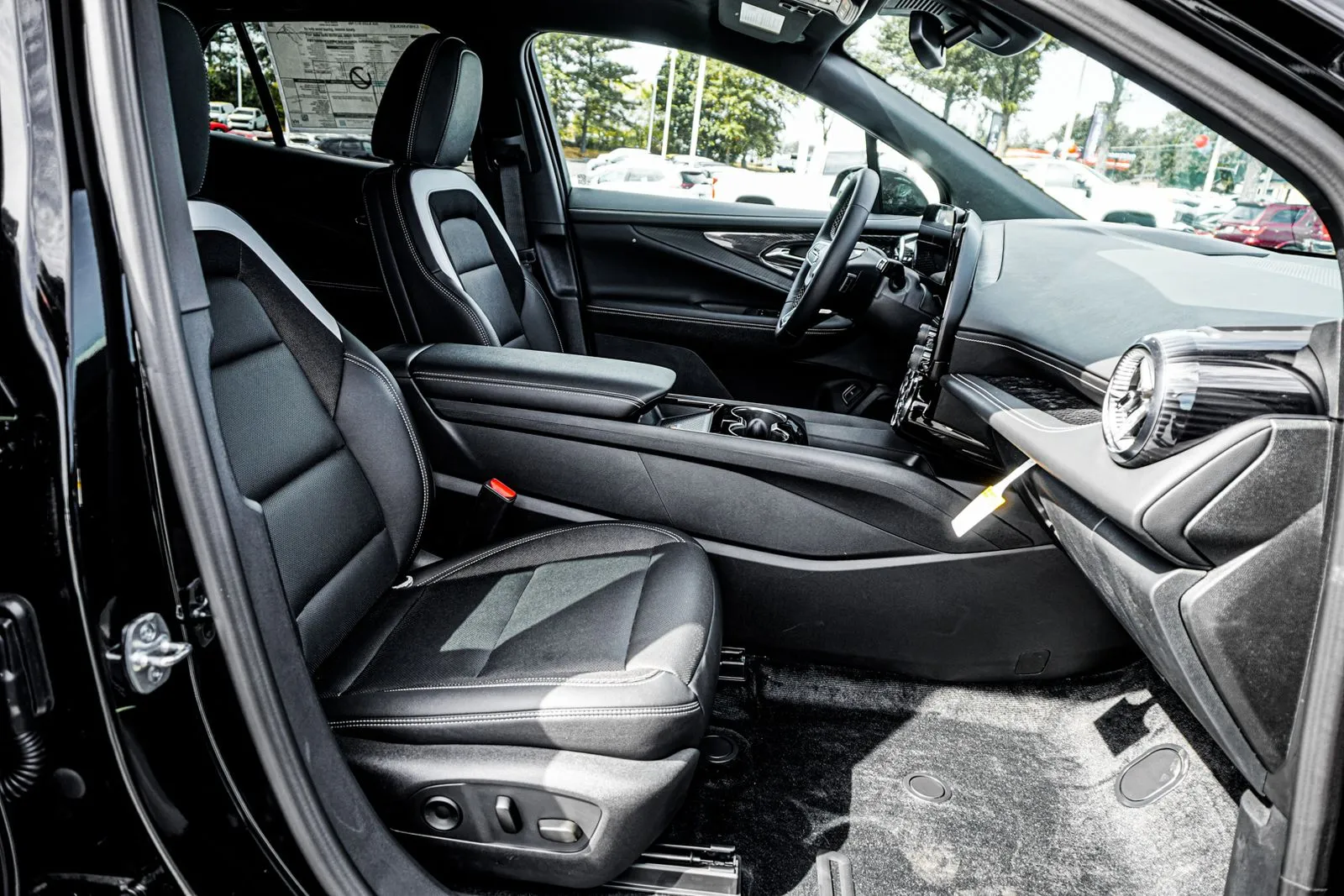 2026 Chevrolet Blazer EV LT - Photo 17