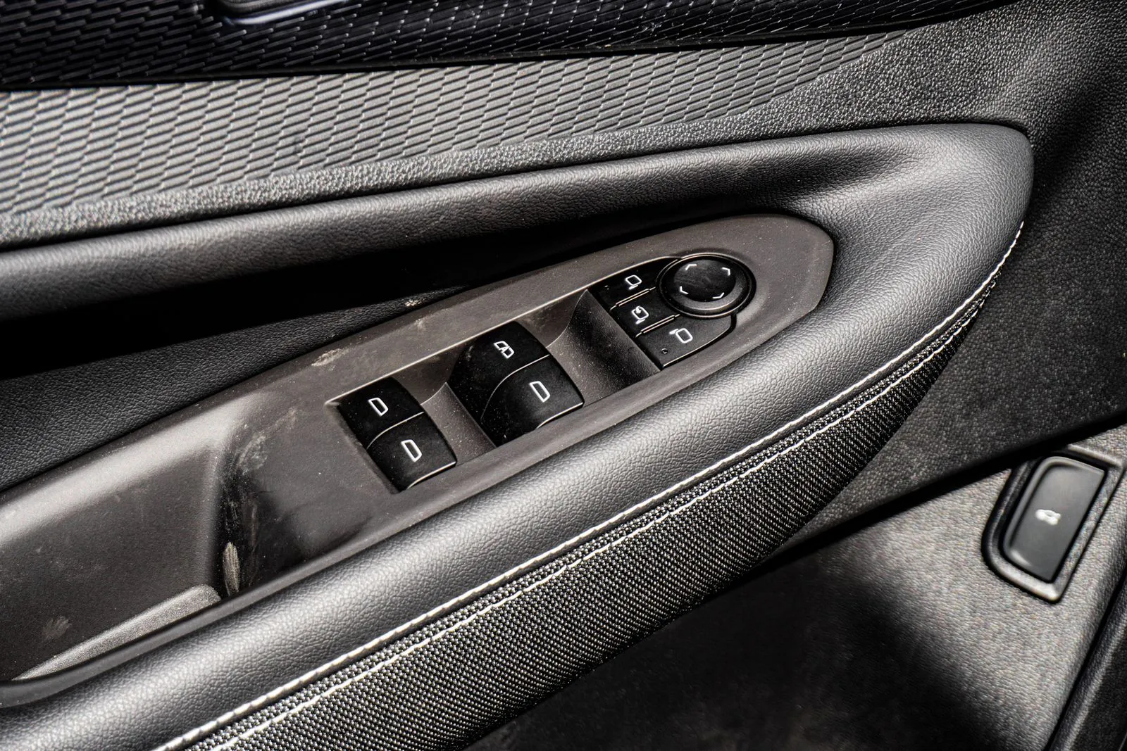 2026 Chevrolet Blazer EV LT - Photo 46