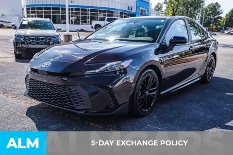 More photos of 2025 Toyota Camry SE at ALM Chevrolet South, GA