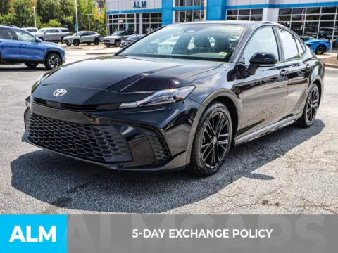 More photos of 2025 Toyota Camry SE at ALM Chevrolet South, GA