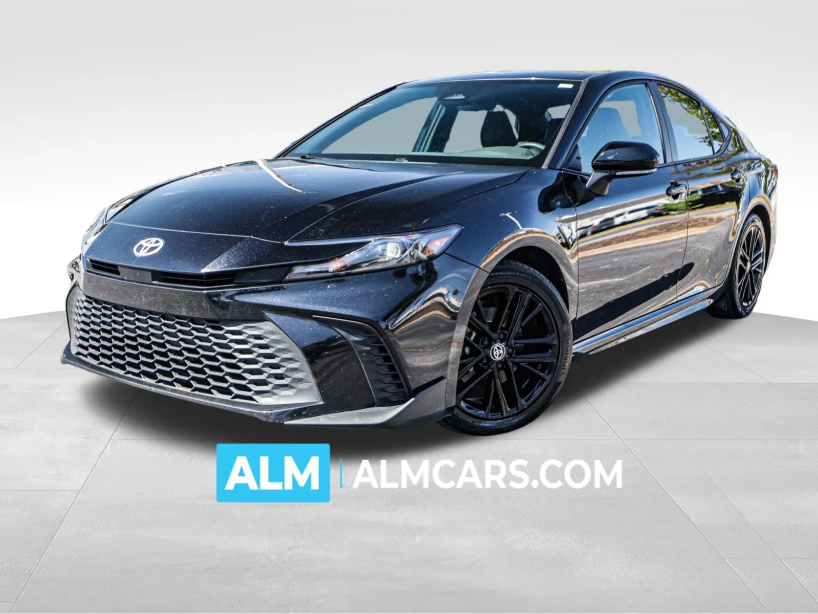 Black 2025 Toyota Camry SE for sale in Union City, GA