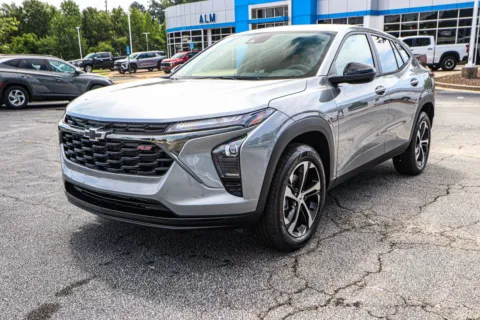Another view of 2025 Chevrolet Trax 1RS for sale in Union City, GA at ALM Chevrolet South