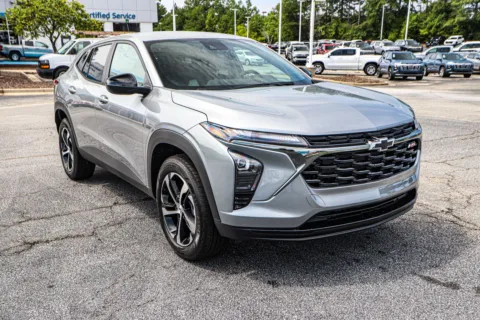 More photos of 2025 Chevrolet Trax 1RS at ALM Chevrolet South, GA